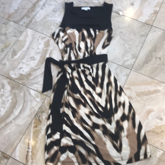 Black dress, Animal print scoop neck midi dress, small. - Picture 1 of 2